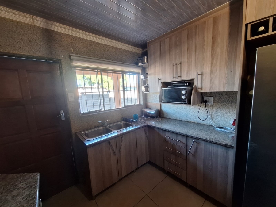 2 Bedroom Property for Sale in Karlienpark North West